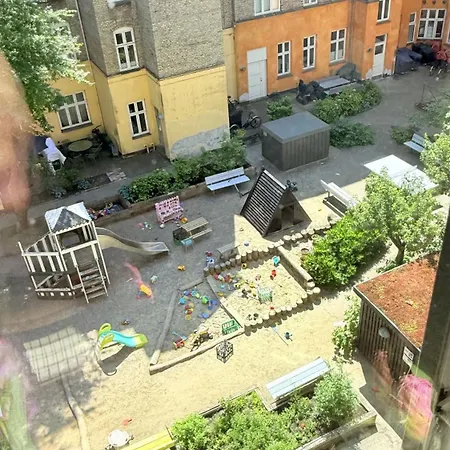 Apartmentincopenhagen 1713 *